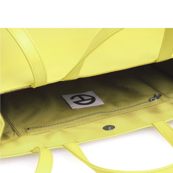 🌈NWT TELFAR margarine yellow medium shopping bag tote! - Picture 4 of 11